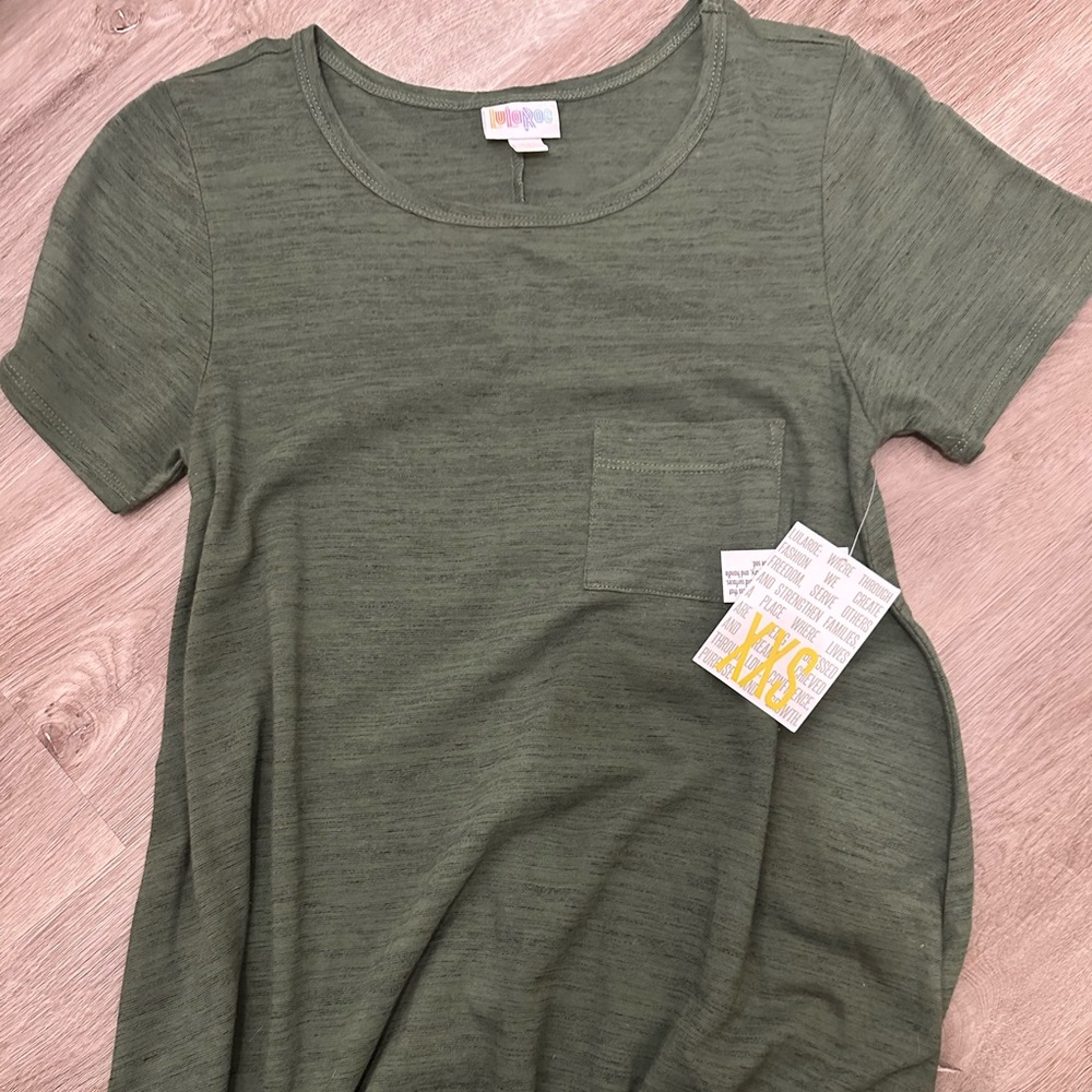 NWT dark green LuLaRoe Carly